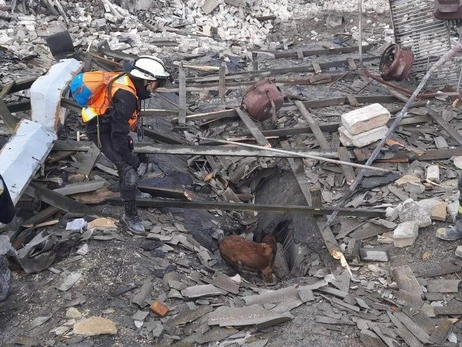Нічні удари по Павлоградському району: десять об'єктів зруйновано, загинув 48-річний чоловік
