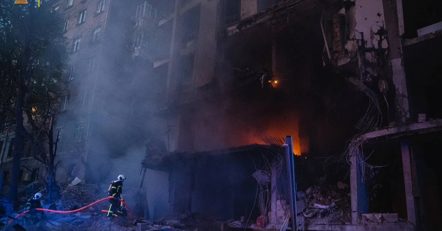 У Києві пролунали сильні вибухи на тлі переговорів Зеленського із Генсеком ООН