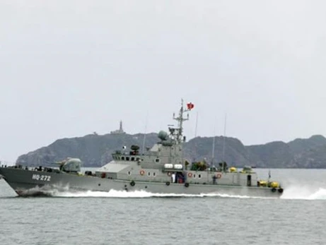 Российские оккупанты планируют провокации у острова Змеиного: привезли захваченный катер ВМС Украины 