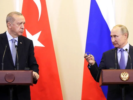 Путін підтвердив Ердогану, що готовий розблокувати українські порти, якщо Захід зніме санкції