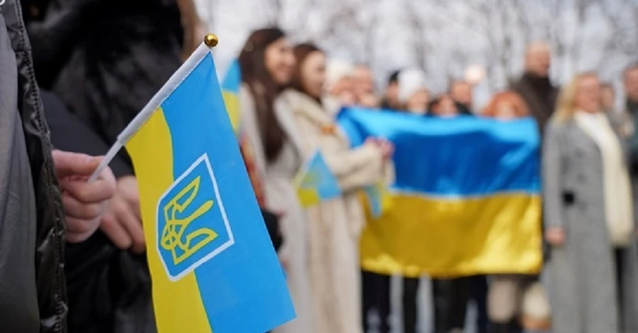 Британия отказала в визе 13-летней украинке, отправив ее домой - в осажденный город
