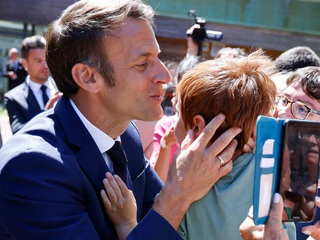 Вибори у Франції: У першому турі перемогла партія Макрона
