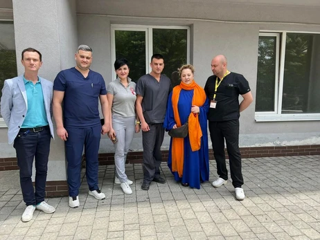 Ніно Катамадзе у лікарні Львова відвідала пацієнтів, які постраждали від війни