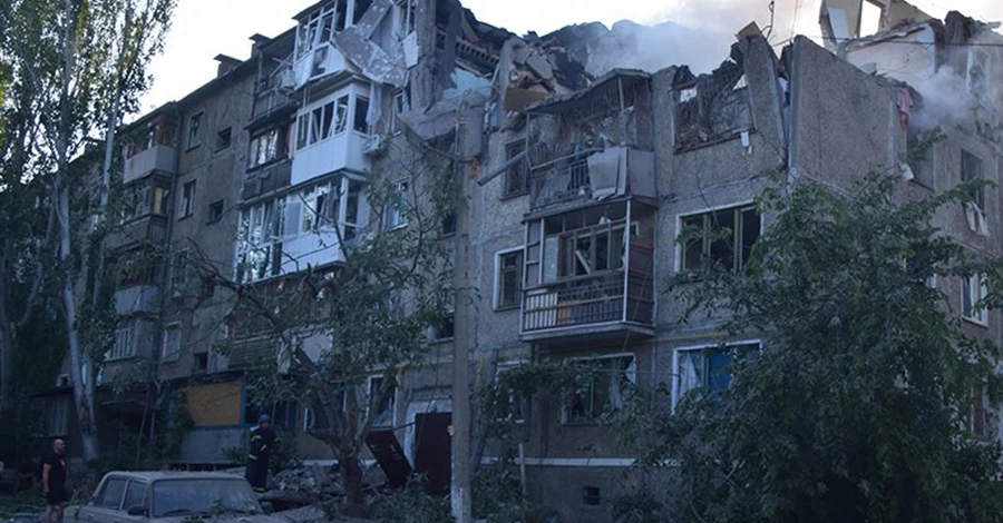 Ракетний удар по багатоповерхівці в Миколаєві: відомо вже про 4 загиблих