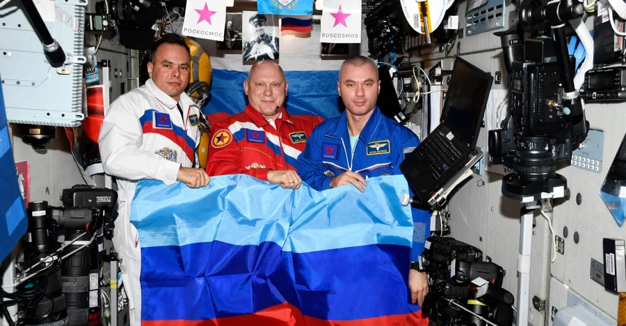 МЗС України - про прапор “ЛНР” на МКС: Росія експортує своє варварство навіть у космос