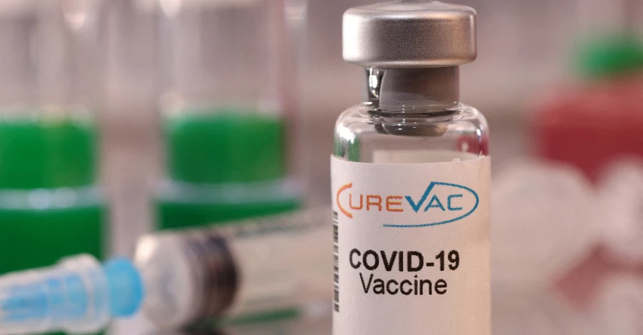 Вакцинація українців від COVID-19 у Європі: правила та особливості