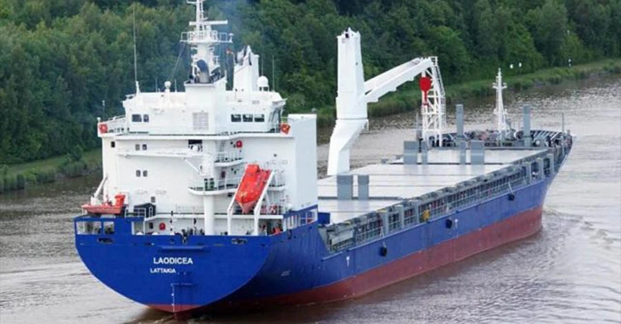 МИД раскритиковал снятие ареста с судна Laodecia с украденным зерном