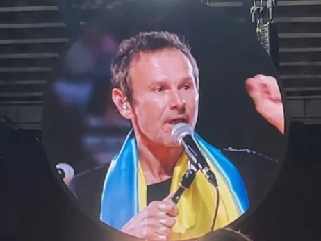 Coldplay і Святослав Вакарчук заспівали 