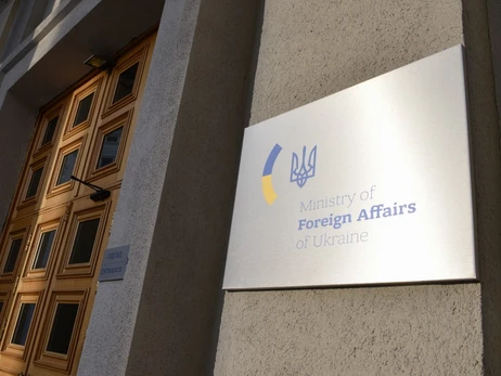 Звільнення епатажних послів: які дипломати потрібні Україні