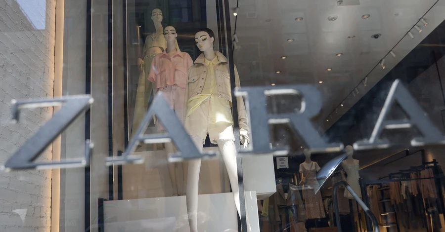 Подоляк засудив Zara за намір відкритися в Росії під новим брендом