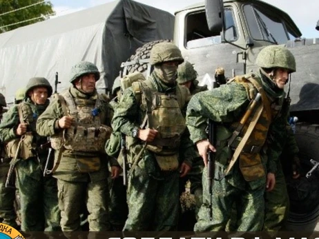 Перехоплення розмови: російським солдатам нема чого їсти, п'ють із калюж