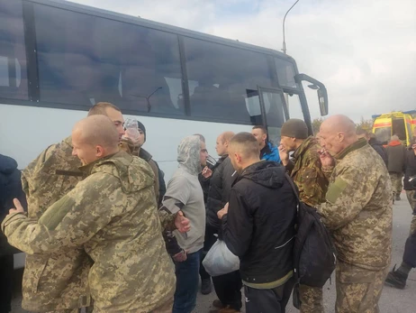 Украина вернула домой 52 пленных, среди них - защитники 