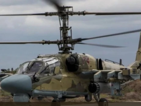 ЗСУ за вечір збили два російські вертольоти Ка-52 і шість дронів Shahed-136