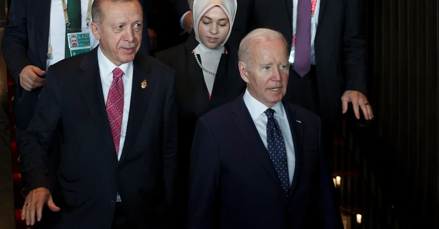 Байден и Эрдоган на G20 обсудили теракт в Стамбуле и зерновое соглашение