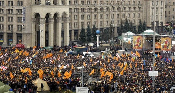 Оранжевая революция-2004: что о первом Майдане пишут учебники и куда делись герои Майдана 