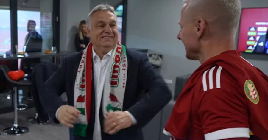 Орбан про інцидент з шарфом на матчі: Футбол - не політика