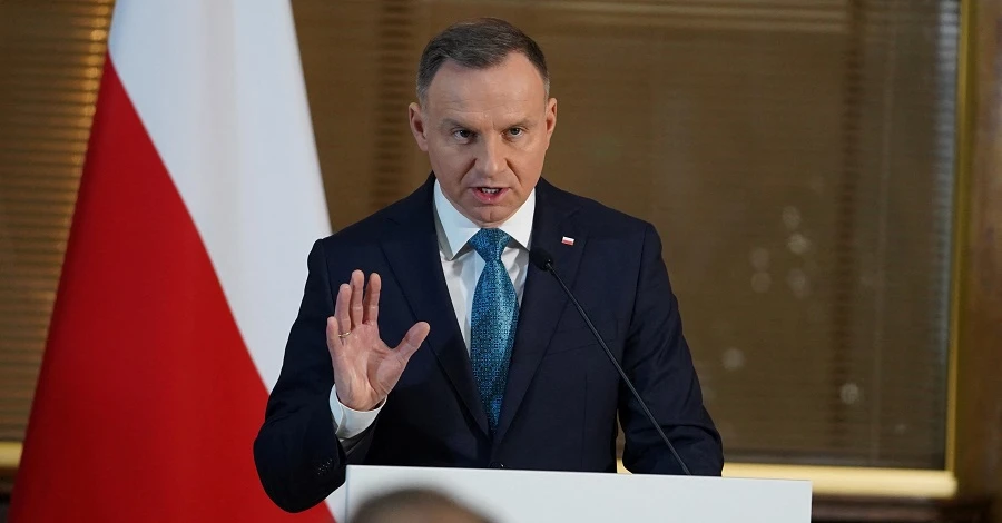Президент Польщі: Уламки другої ракети, що впала в Пшеводові, не виявлено