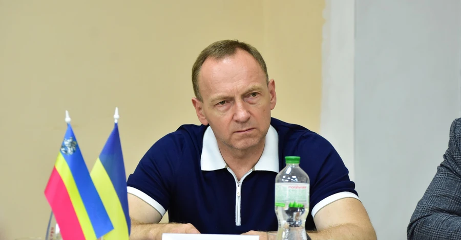 Отстраненный от должности мэра Чернигова Атрошенко заявил о слежке