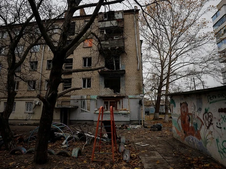 Росіяни обстріляли житлові квартали Херсона – 3 загиблих, 6 поранених