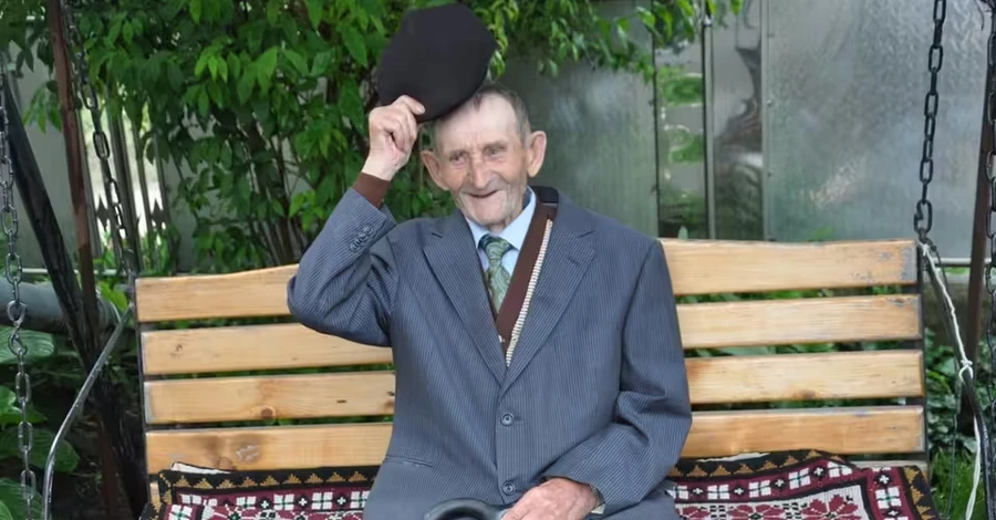 На Тернопільщині помер 105-річний дідусь із родини довгожителів