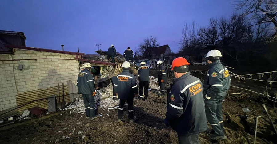 РФ вдарила по Запоріжжю, постраждали об'єкти інфраструктури та цивільні будинки