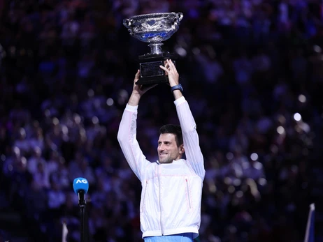 Новак Джокович выиграл Australian Open в десятый раз