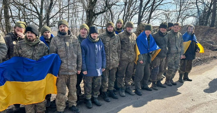 Украина вернула 130 пленных, в том числе защитников Мариуполя и Бахмута