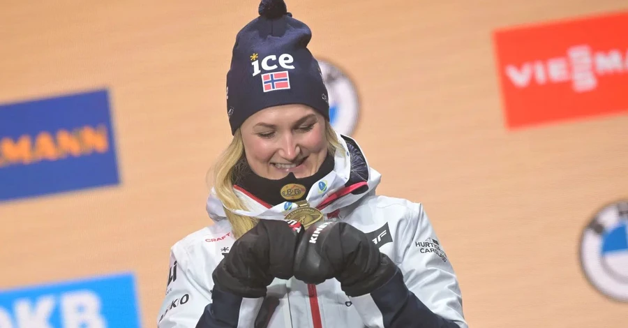 Норвежская биатлонистка, завоевавшая в Пекине пять медалей, объявила о завершении карьеры