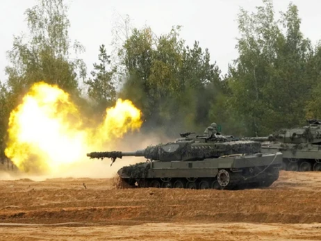 Der Spiegel: До України прибули 18 танків Leopard 2 з Німеччини