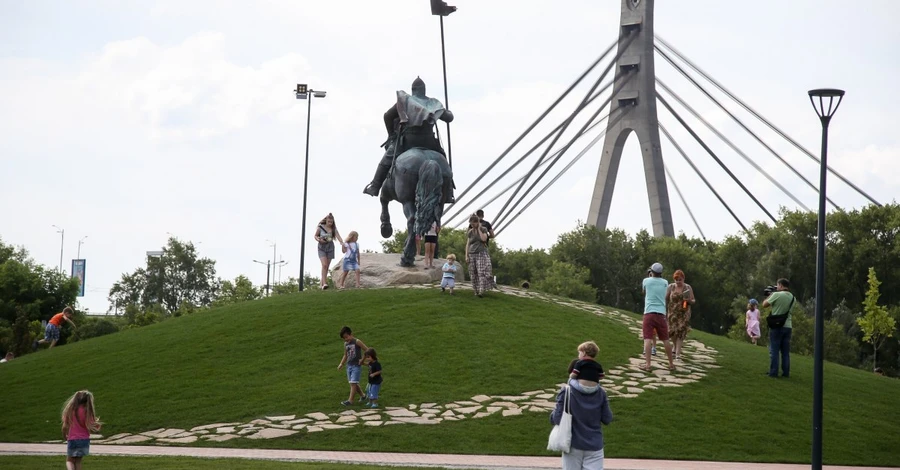 Парк «Муромец» на Трухановом острове в Киеве откроют с апреля впервые с начала войны