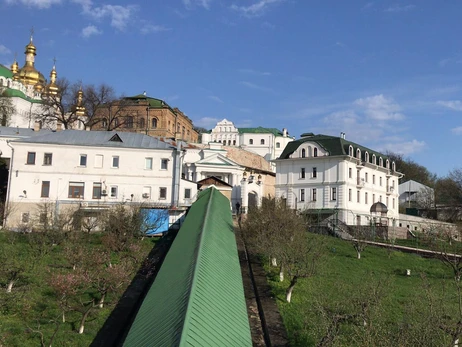 Комісія Мінкульту зламала замки в Києво-Печерській лаврі, щоб продовжити роботу
