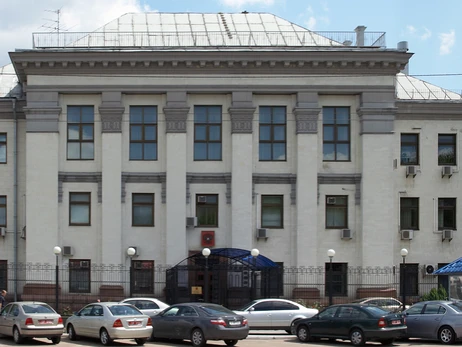 Киевсовет расторг договоры аренды земли с посольством России