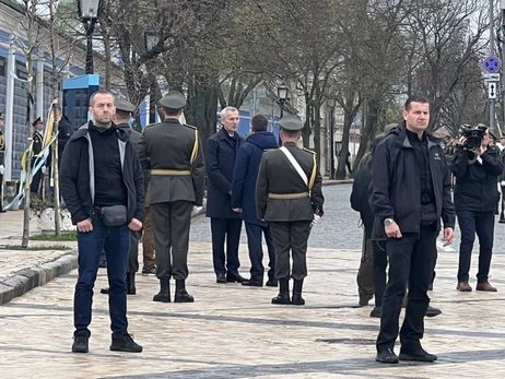 В Киев с визитом прибыл Генсек НАТО Йенс Столтенберг