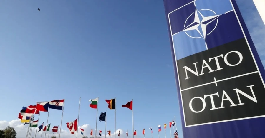 МИД: Украина не сможет вступить в НАТО только с деоккупированной частью