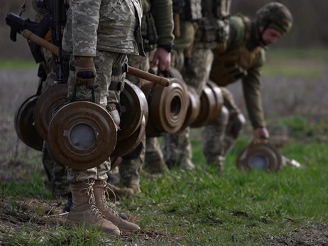 Наев: ВСУ установили тысячи противотанковых мин