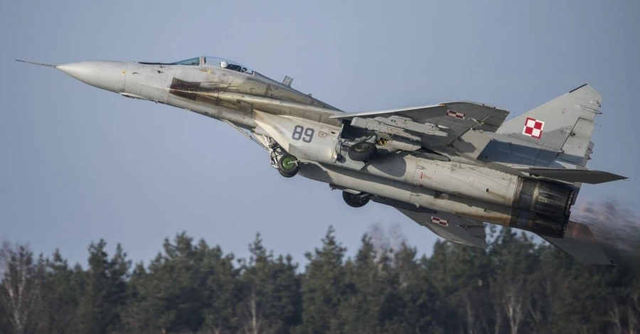 Польша передала Украине 10 истребителей МиГ-29