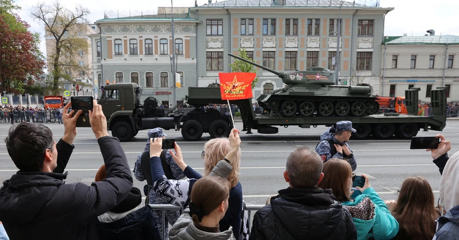 На параді у Москві показали єдиний танк - радянський Т-34