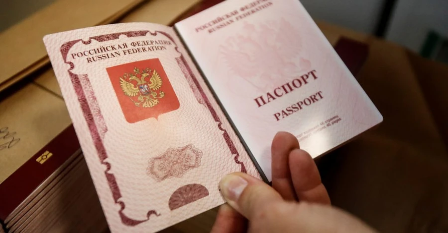 Центр нацспротиву: Росіяни на Херсонщині вигадали новий спосіб пришвидшення примусової паспортизації