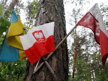 Волинська трагедія: навіщо Польща зараз висуває Україні історичні претензії