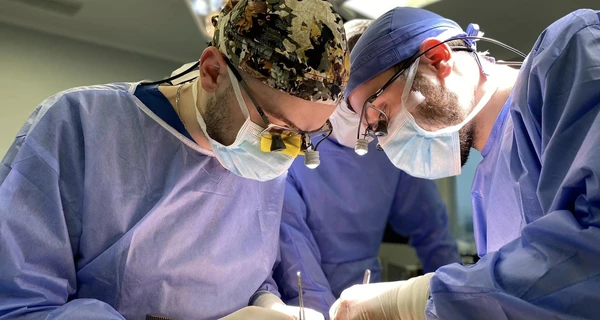 Впервые в Украине для пересадки почки использовали уникальный аппарат