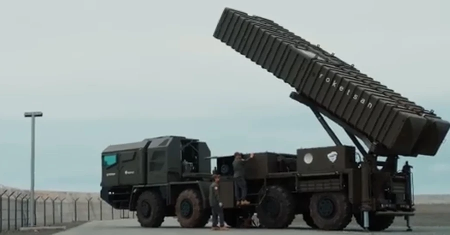 Турция успешно испытала дальнобойную баллистическую ракету Tayfun