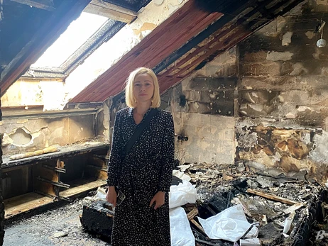 Киевлянка, пострадавшая во время русского обстрела: Я спала, а потом на меня посыпалась крыша