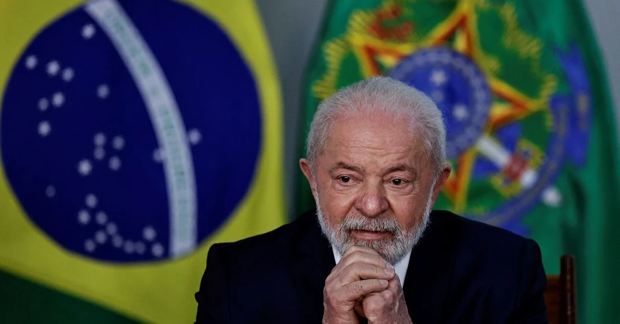 Президент Бразилии отказался ехать в Россию по приглашению Путина