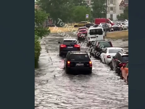 Киев накрыл сильный ливень - затоплены несколько районов столицы