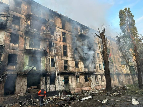 РФ атаковала Киев и Кривой Рог, разрушена многоэтажка, есть погибшие и раненые