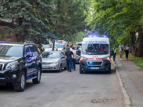 ГБР расследует, как взрывчака оказалась в Шевченковском суде, где прогремели взрывы