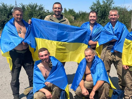 В Україну повернулись 22 військовополонені 