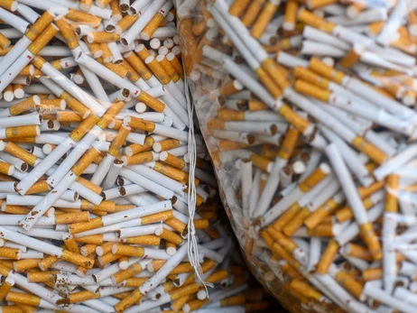 Рада заборонила продавати у duty-free сигарети українського виробництва