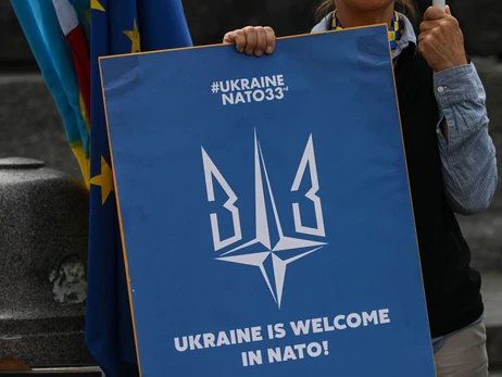 НАТО розглядає відмову України від територій як один із варіантів вступу до Альянсу