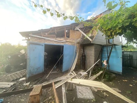 На Київщині внаслідок ракетної атаки пошкоджено десять приватних будинків та дві людини травмовані